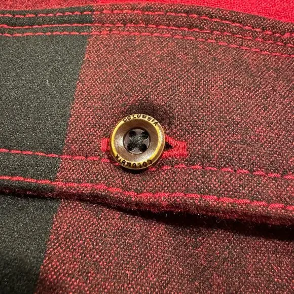 Columbia Gamecocks Buffalo Plaid Shirt Button Up Red Black M Lumberjack Outdoor - Picture 4 of 9